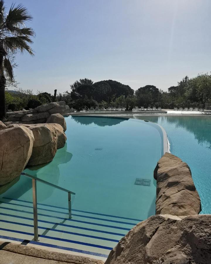 Charmant Appartement Village Restanques De Saint Tropez Гримо Экстерьер фото