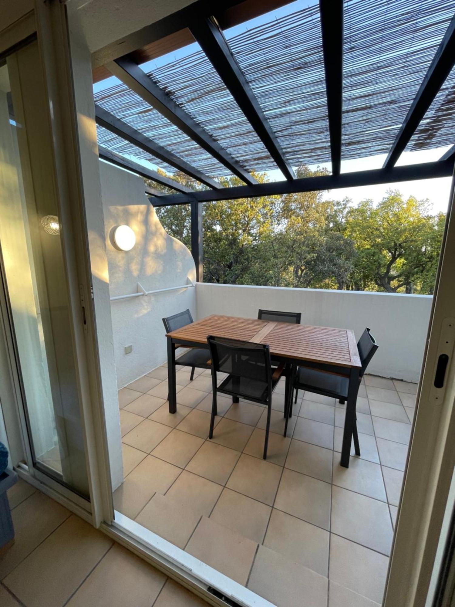 Charmant Appartement Village Restanques De Saint Tropez Гримо Экстерьер фото