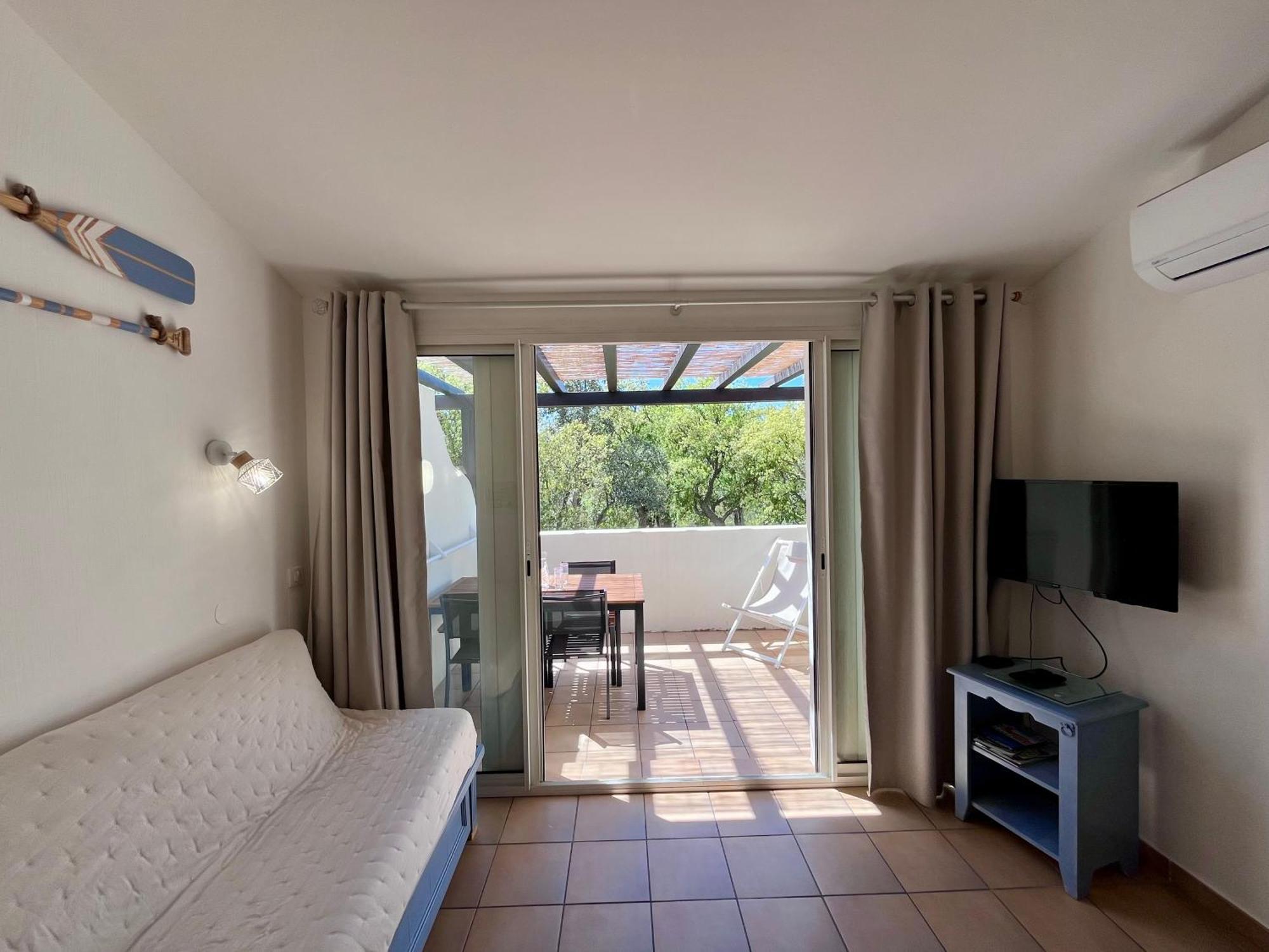 Charmant Appartement Village Restanques De Saint Tropez Гримо Экстерьер фото