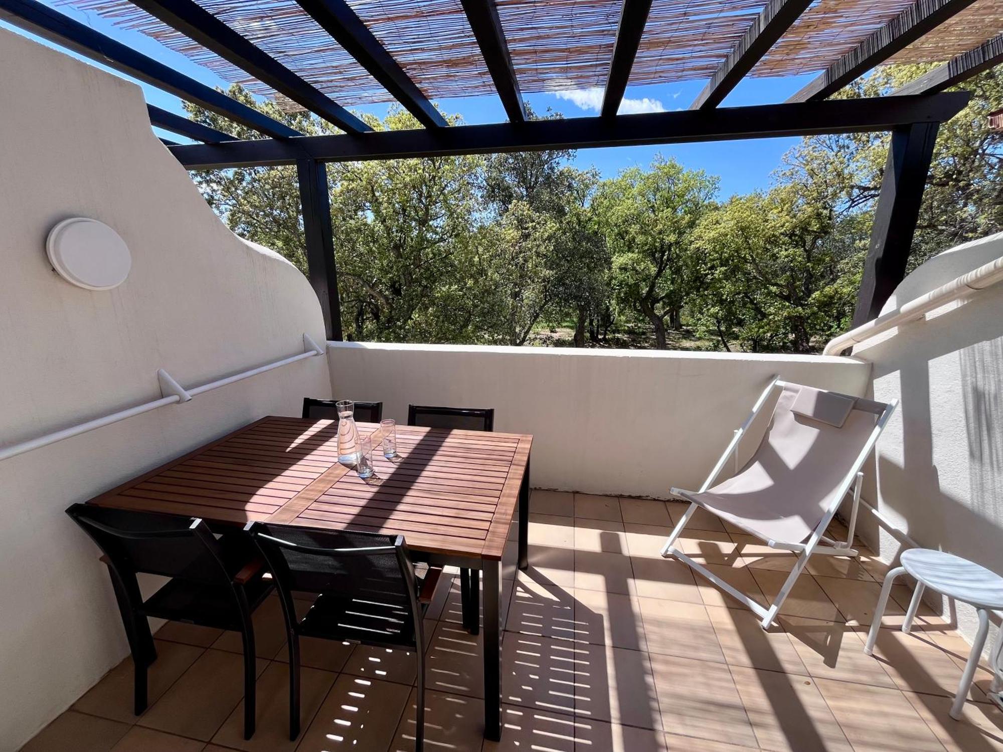 Charmant Appartement Village Restanques De Saint Tropez Гримо Экстерьер фото